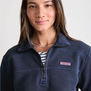 Vineyard Vines Weathered Black Shep Shirt Pullover Small